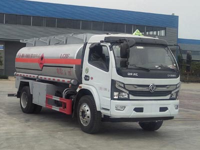 程力威牌CLW5120GJY6型加油車